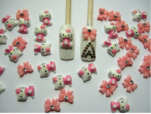 hello kitty nail